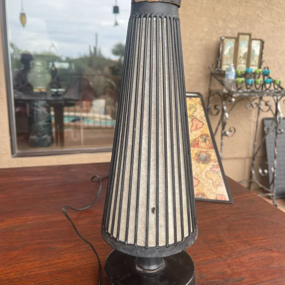 Mid-Century Modern Black Metal Wire Table Lamp